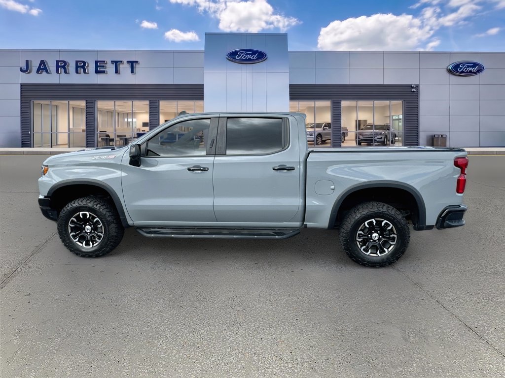 Used 2024 Chevrolet Silverado 1500 ZR2 w/ Technology Package AWD/4WD image 4