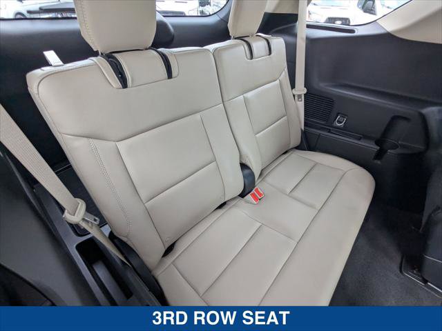 Certified 2023 Ford Explorer XLT w/ Equipment Group 202A RWD image 22