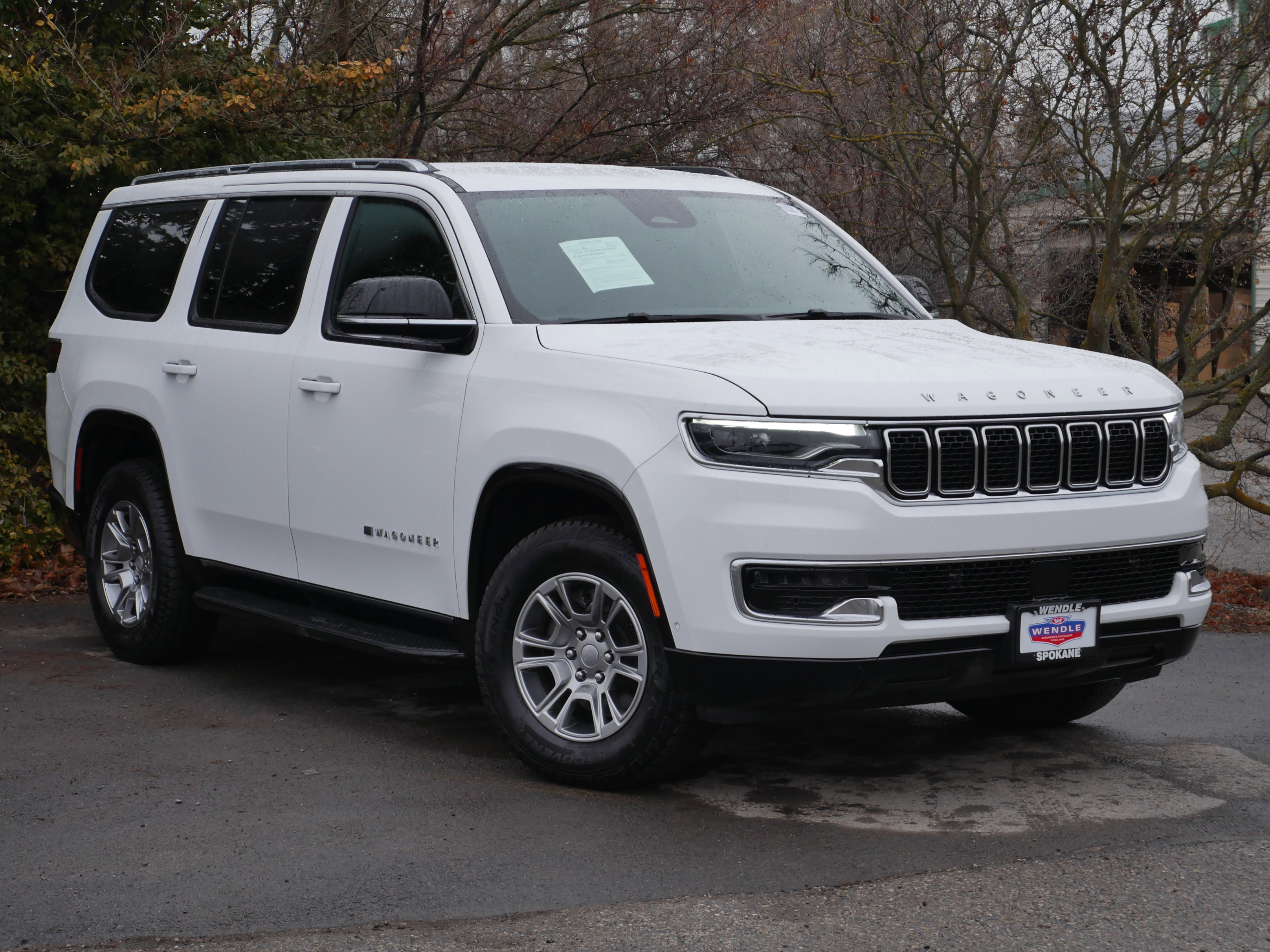 Used 2024 Jeep Wagoneer 4WD image 28