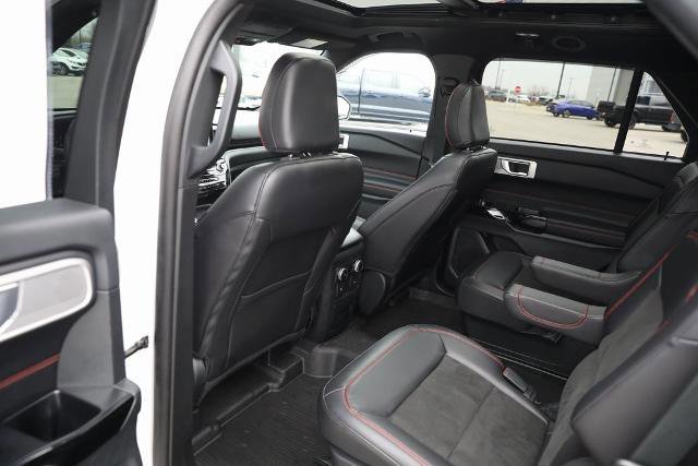 Certified 2023 Ford Explorer ST-Line w/ Class IV Trailer Tow Package image 33