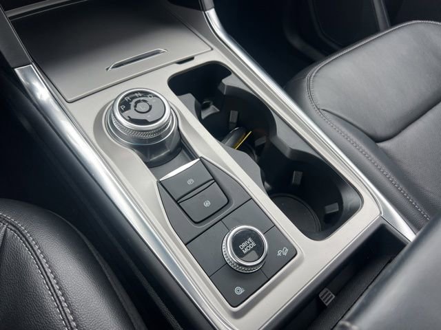 Certified 2022 Ford Explorer Limited w/ Limited Technology Package image 16