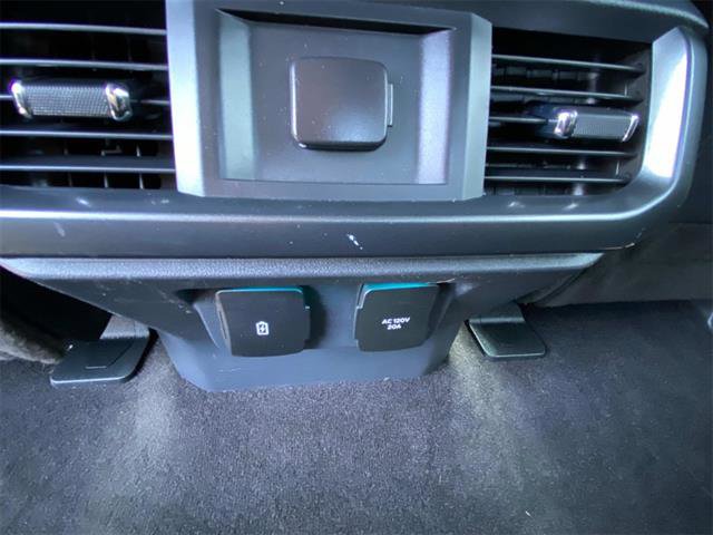 Certified 2022 Ford F150 XLT w/ Equipment Group 302A High image 78