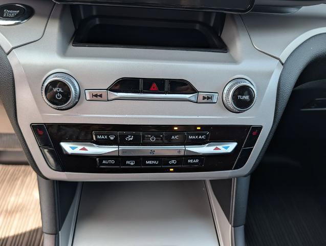 Certified 2023 Ford Explorer XLT AWD/4WD image 20