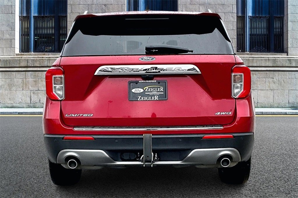 Certified 2022 Ford Explorer Limited w/ Equipment Group 301A image 4