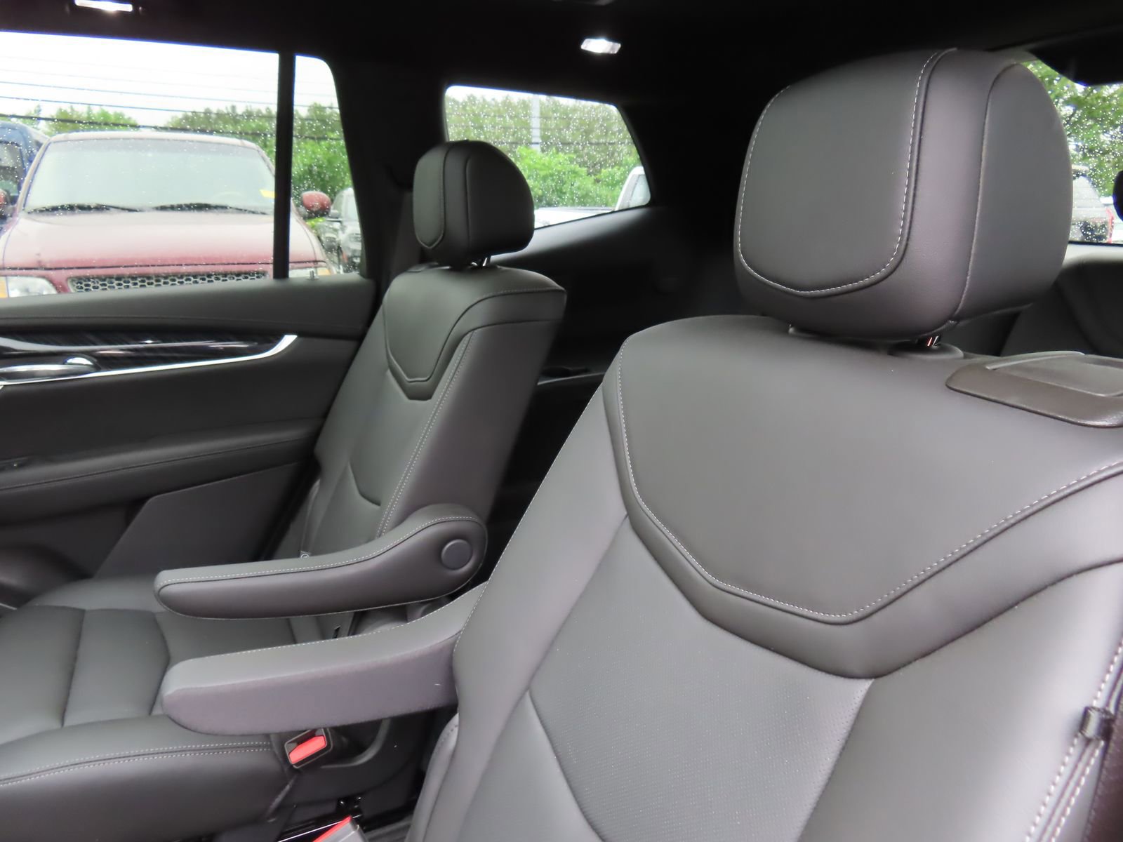 Used 2023 Cadillac XT6 Premium Luxury w/ Technology Package AWD/4WD image 30
