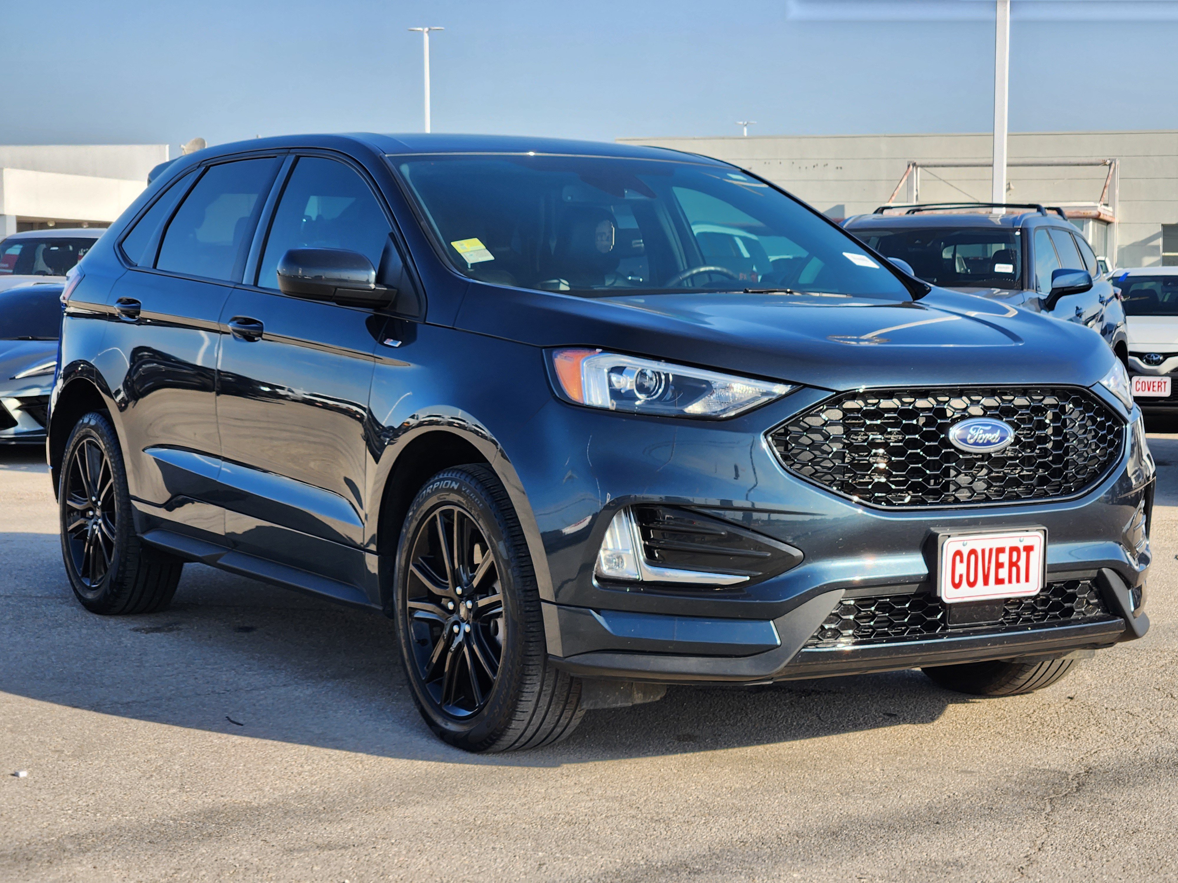 Certified 2024 Ford Edge ST-Line AWD/4WD image 3