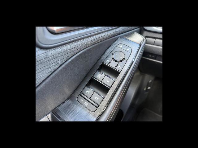 Used 2022 Nissan Rogue SV AWD/4WD image 25