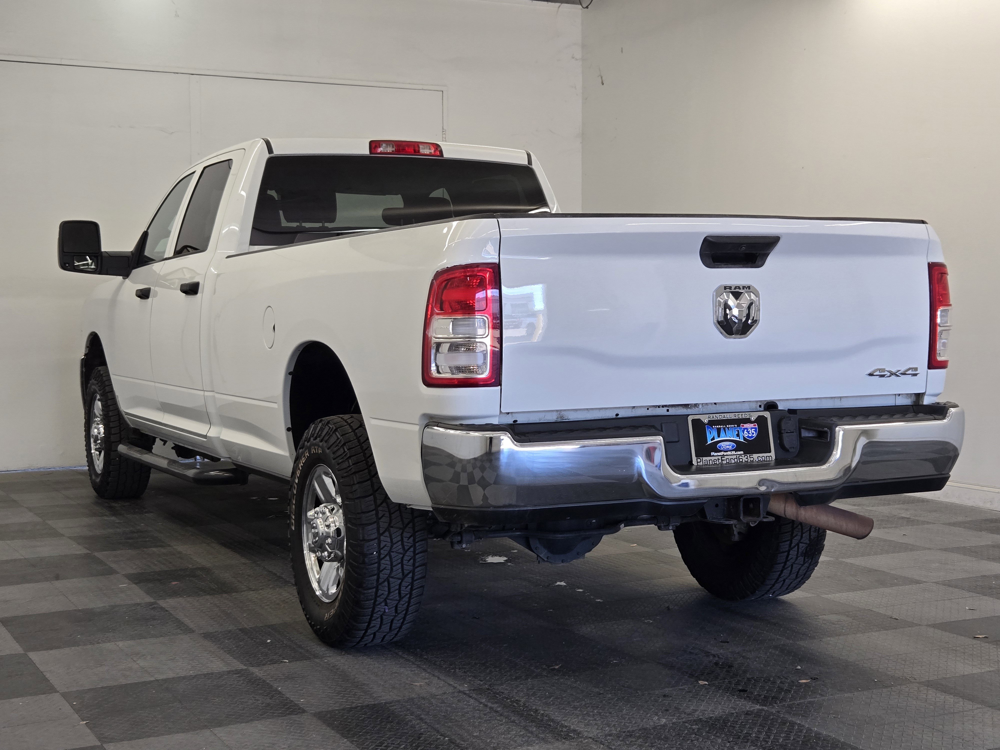 Used 2023 RAM 2500 Tradesman w/ Chrome Appearance Group image 7