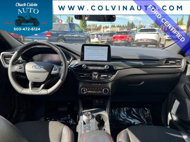 Certified 2025 Ford Escape ST-Line Select AWD/4WD image 17