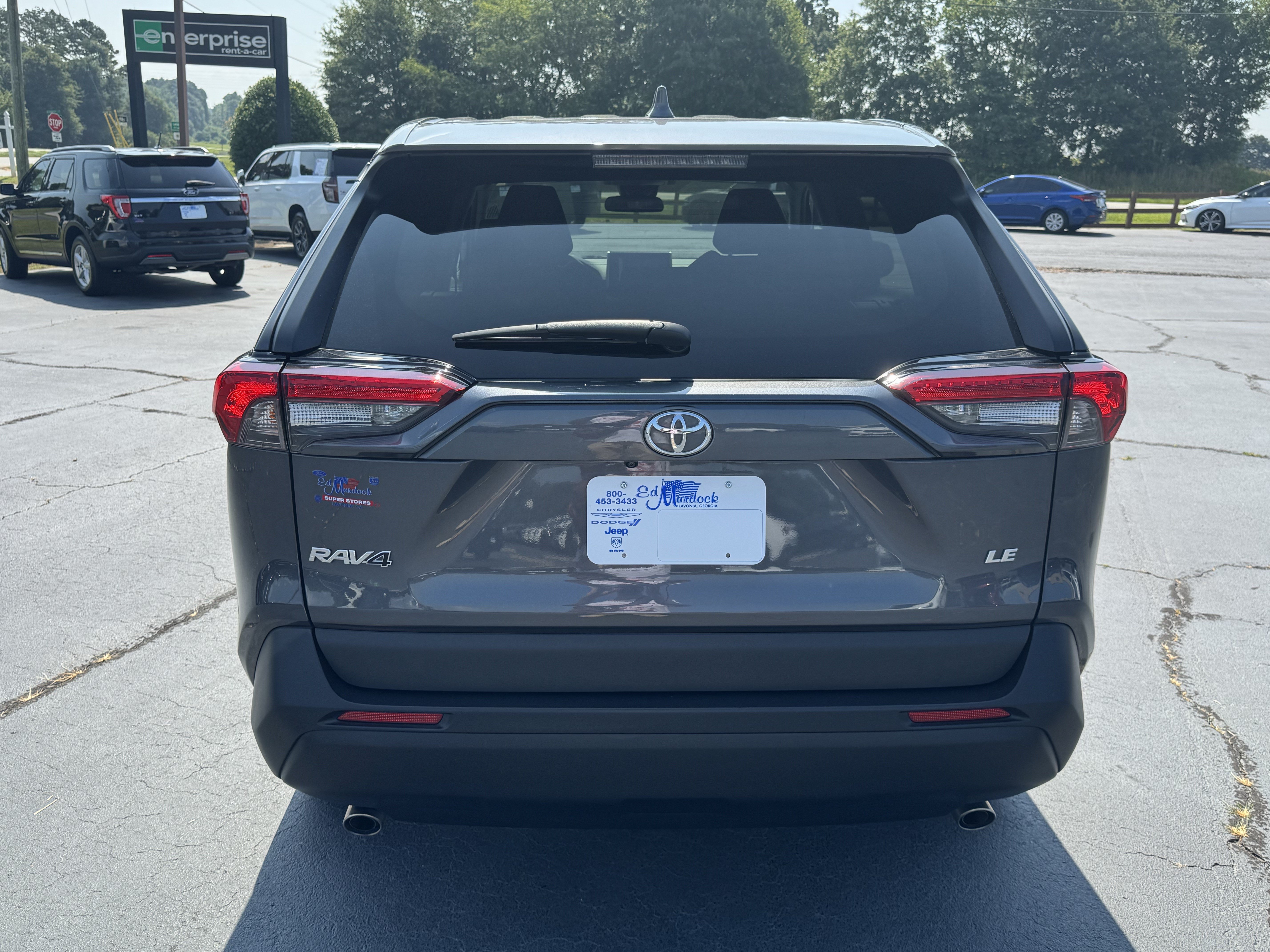 Used 2024 Toyota RAV4 LE FWD image 6
