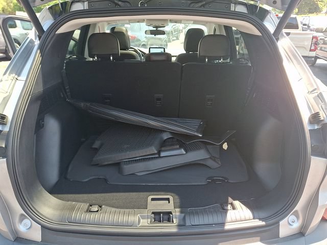 Certified 2022 Ford Escape SEL w/ SEL Stealth AWD Package image 30