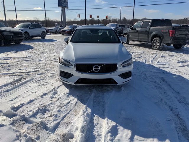 Used 2019 Volvo S60 T5 Momentum w/ Premium Package image 14