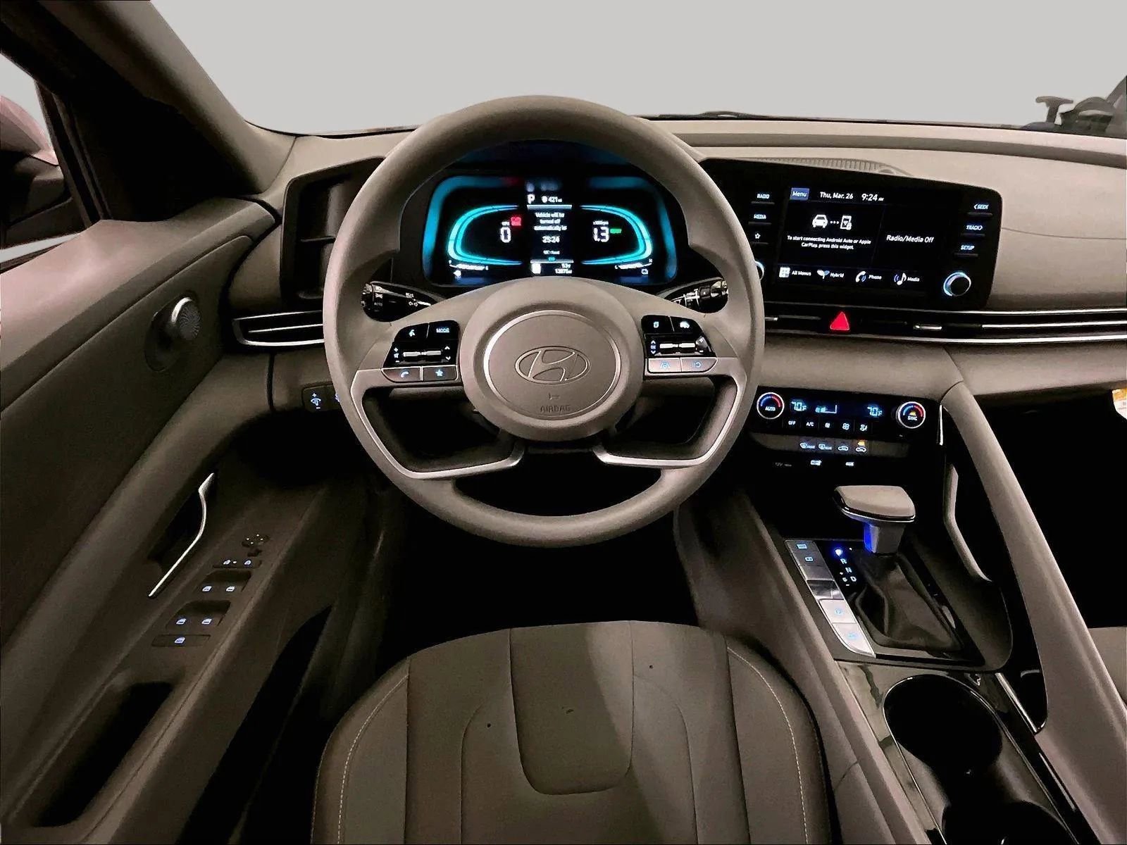 Used 2025 Hyundai Elantra Blue image 5