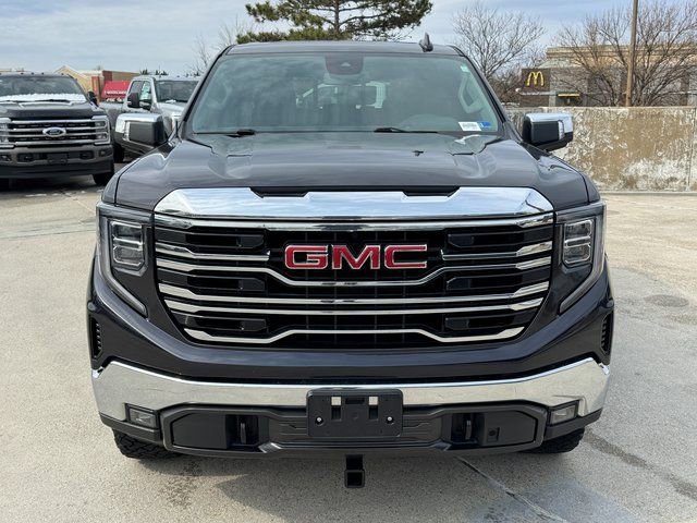 Used 2023 GMC Sierra 1500 SLT w/ SLT Premium Package image 9