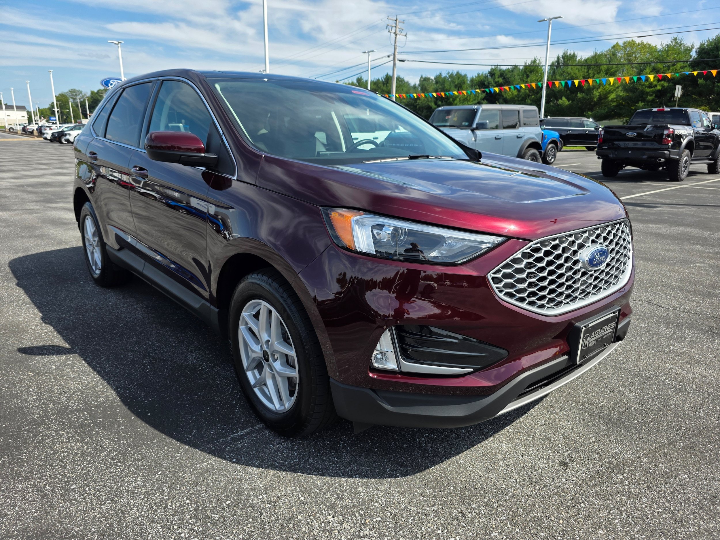 Certified 2023 Ford Edge SEL w/ Convenience Package AWD/4WD image 6