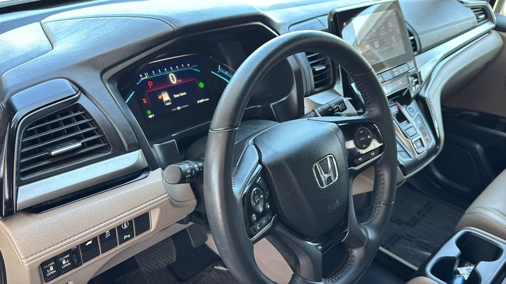 Used 2023 Honda Odyssey Touring image 21