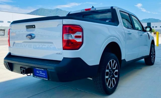 Certified 2024 Ford Maverick Lariat w/ 4K Tow Package AWD/4WD image 5