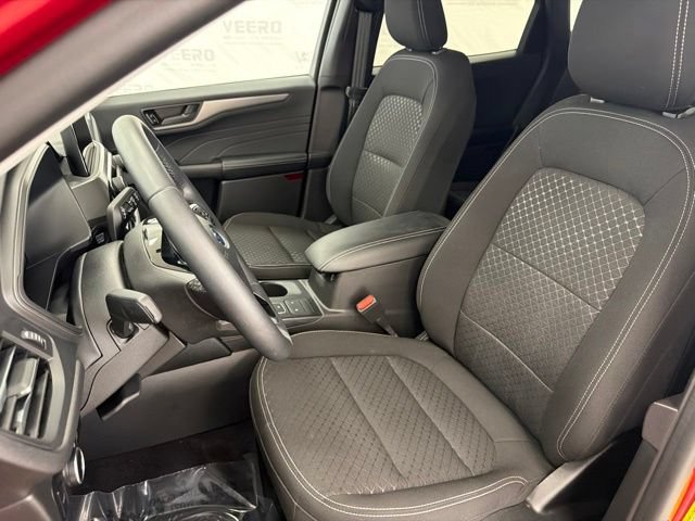 Certified 2023 Ford Escape Active AWD/4WD image 19