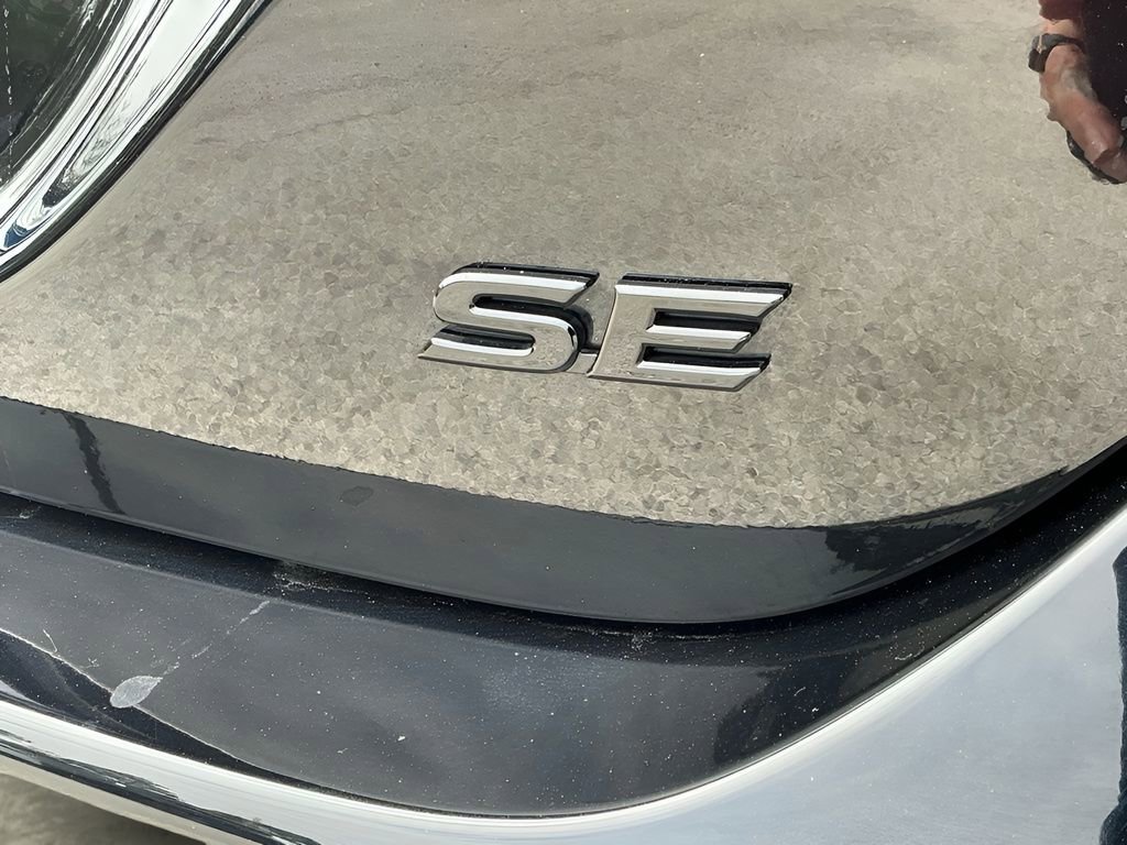 Used 2024 Toyota Camry SE w/ Convenience Package FWD image 16