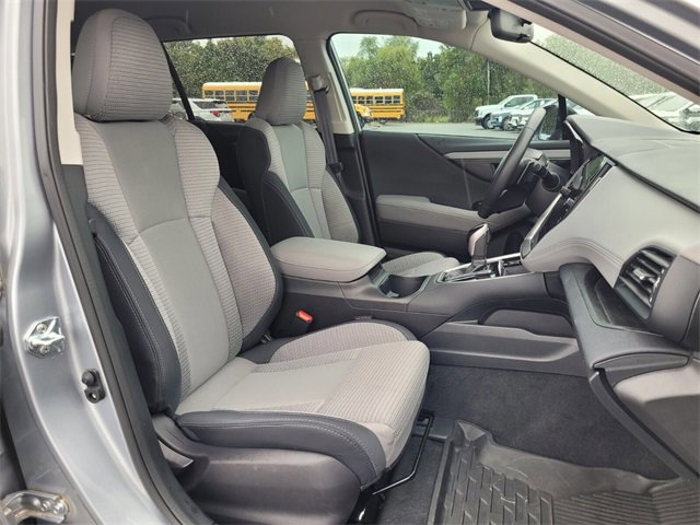 Used 2025 Subaru Outback Premium image 15