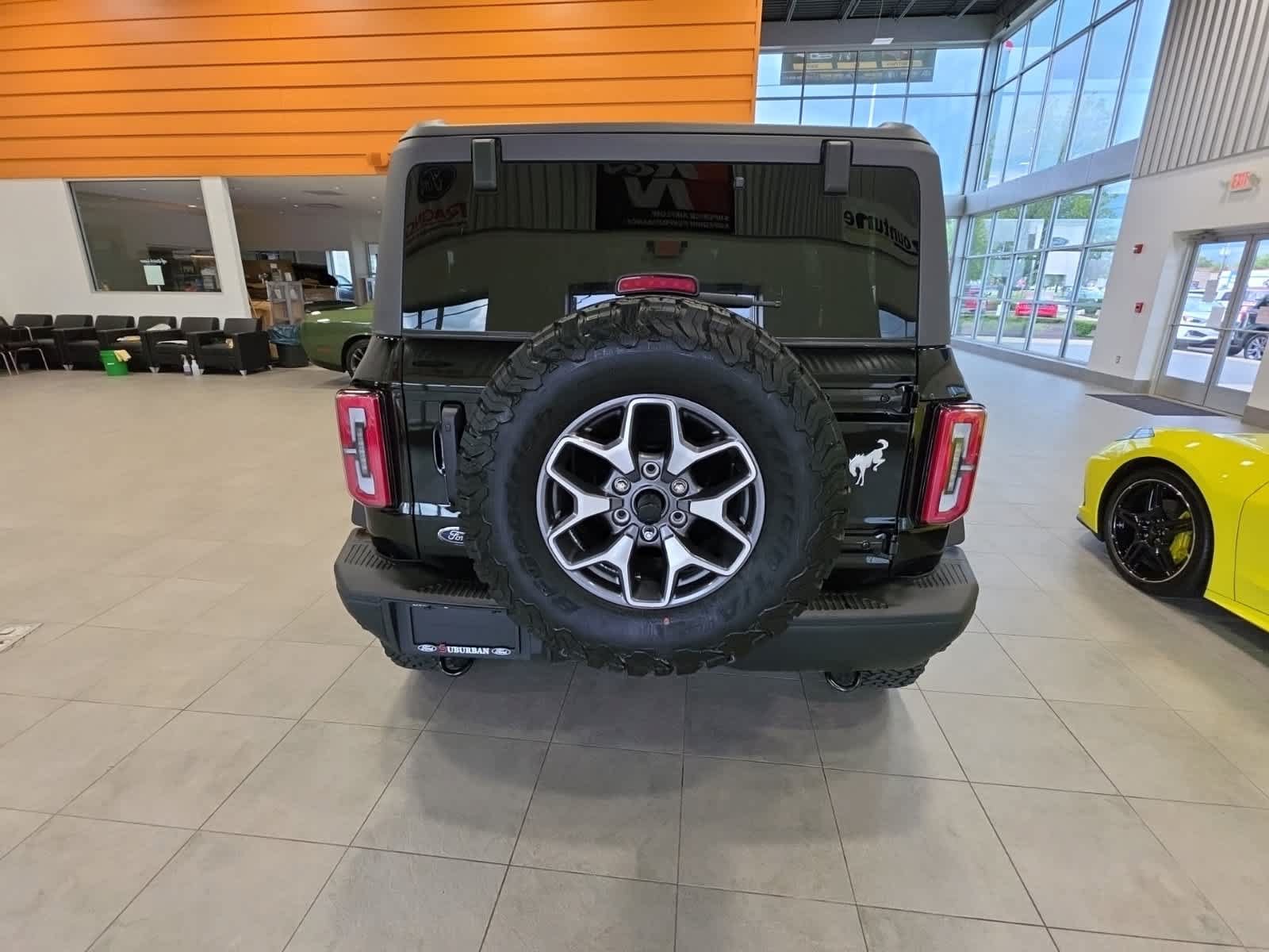 Certified 2023 Ford Bronco Badlands AWD/4WD image 9