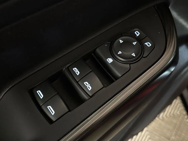 Used 2023 GMC Acadia SLT image 16