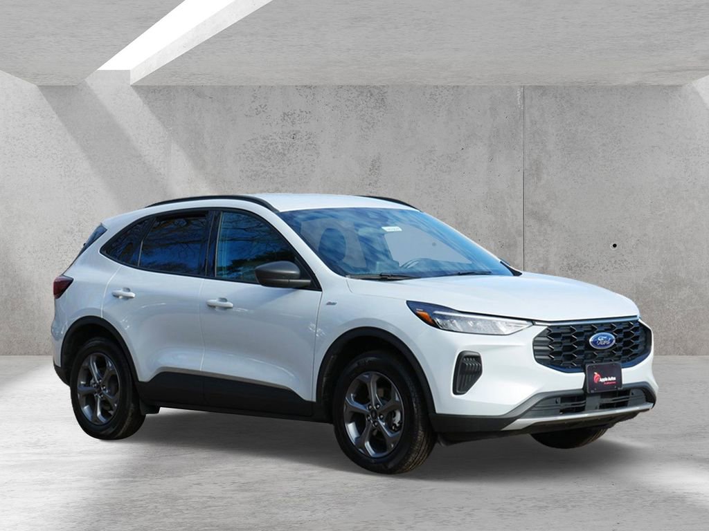 Certified 2025 Ford Escape ST-Line image 1