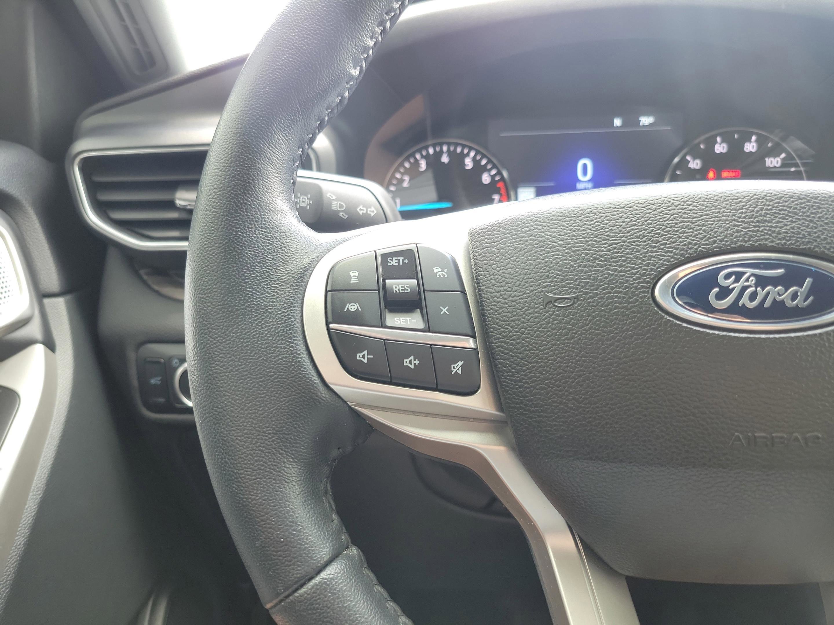 Certified 2023 Ford Explorer Limited w/ Limited Technology Package RWD image 21