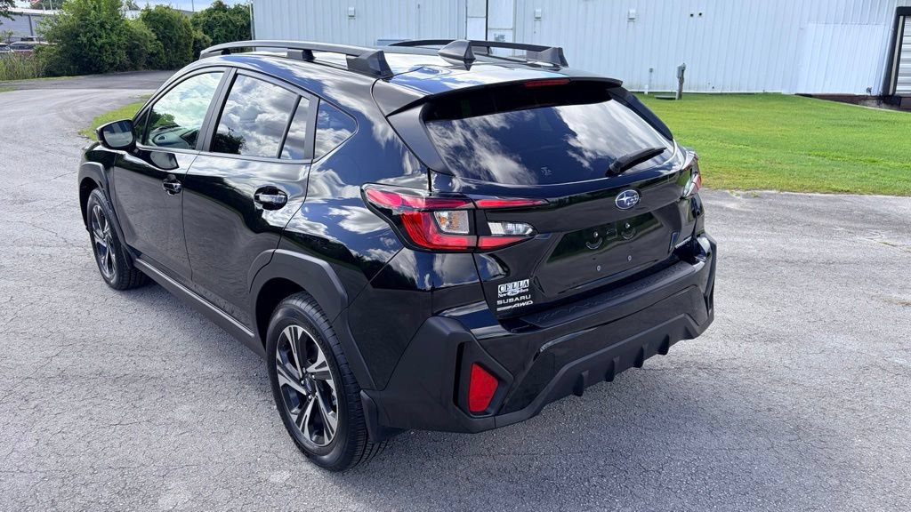 Used 2025 Subaru Crosstrek 2.5i Premium AWD/4WD image 5