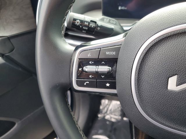 Used 2024 Kia Sorento SX image 22