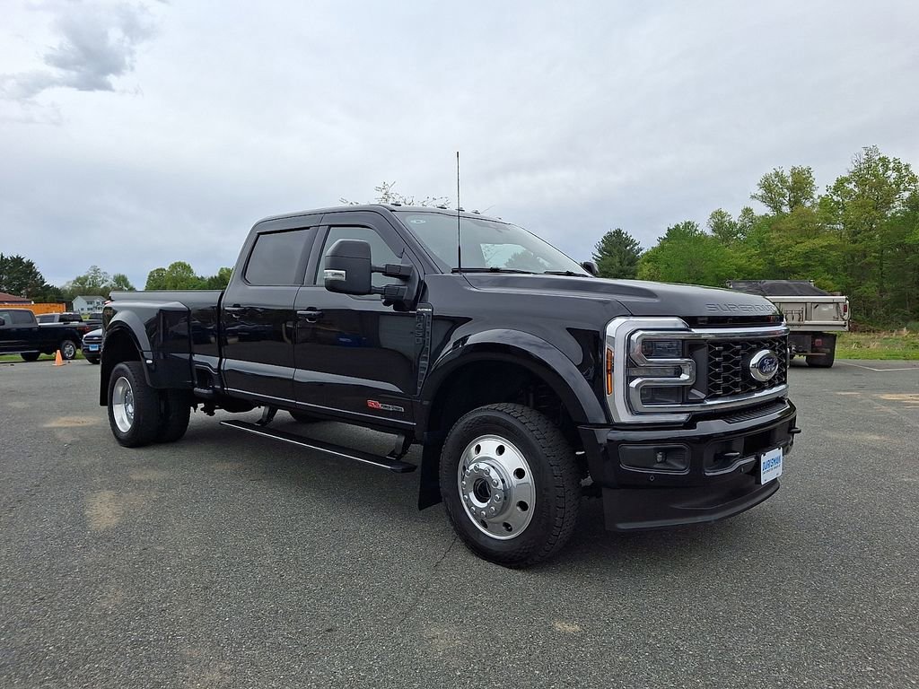 Certified 2025 Ford F450 Platinum AWD/4WD image 1