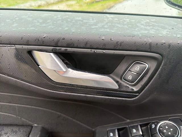 Certified 2025 Ford Escape ST-Line Select image 22