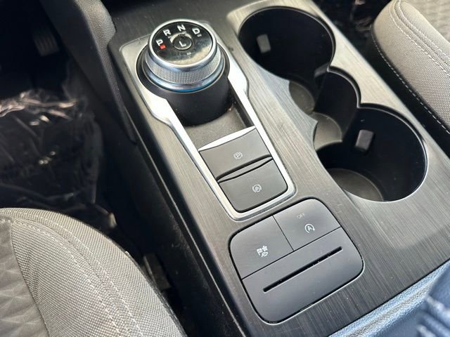 Certified 2022 Ford Escape SE w/ SE Sport Appearance Package FWD image 17
