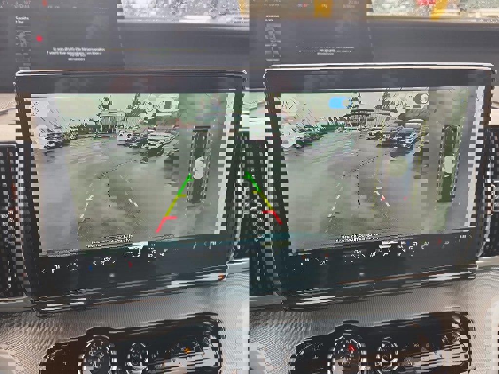 Certified 2025 Ford Expedition Active image 25