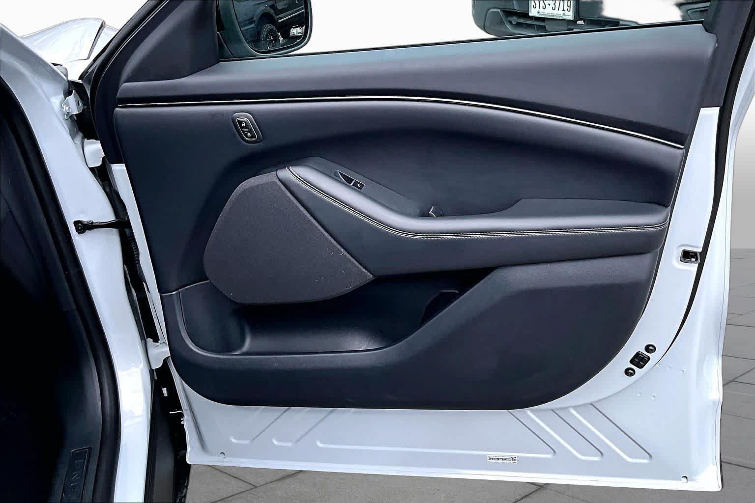 Certified 2023 Ford Mustang Mach-E Select RWD image 22