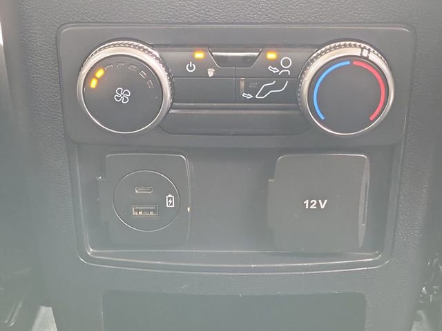 Certified 2021 Ford Explorer XLT image 26