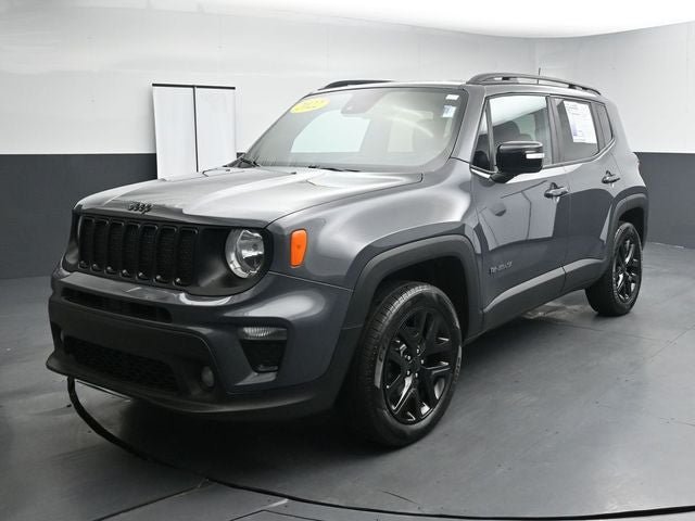 Used 2022 Jeep Renegade Altitude AWD/4WD image 4