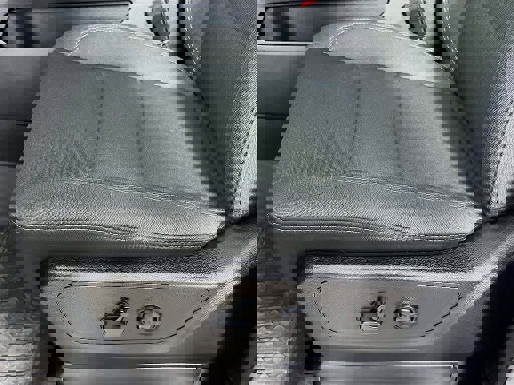 Used 2023 RAM 1500 Big Horn image 30