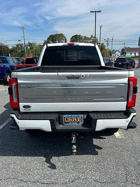 Certified 2024 Ford F250 Platinum w/ FX4 Off-Road Package AWD/4WD image 17