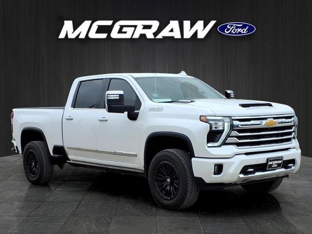 Used 2024 Chevrolet Silverado 2500 High Country w/ High Country Premium Package image 6