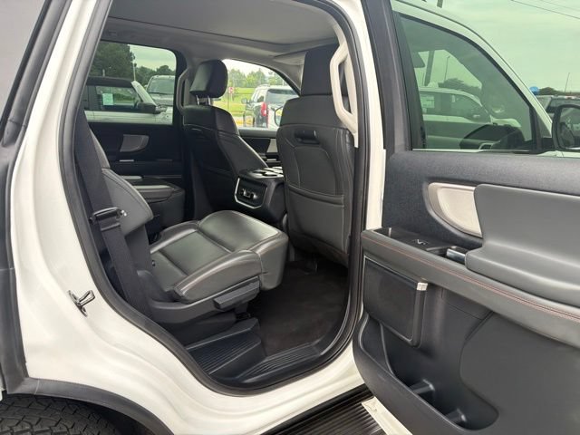 Certified 2025 Ford Expedition Active AWD/4WD image 34