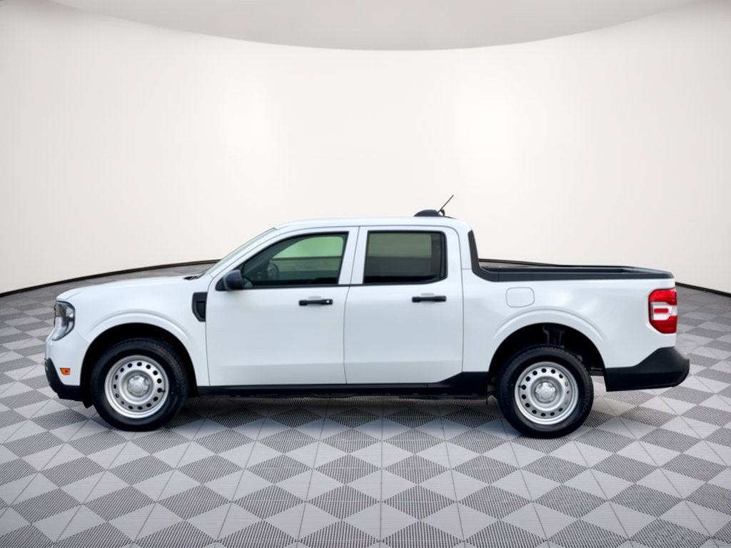 Certified 2025 Ford Maverick XL FWD image 2