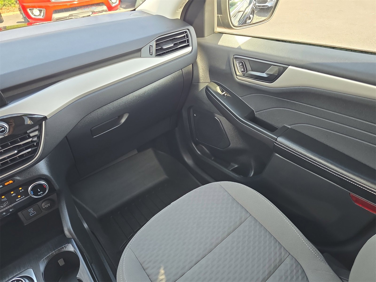 Certified 2022 Ford Escape SE w/ Convenience Package image 11