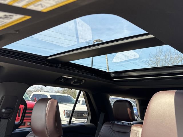 Certified 2022 Ford Explorer Platinum w/ Equipment Group 601A image 49