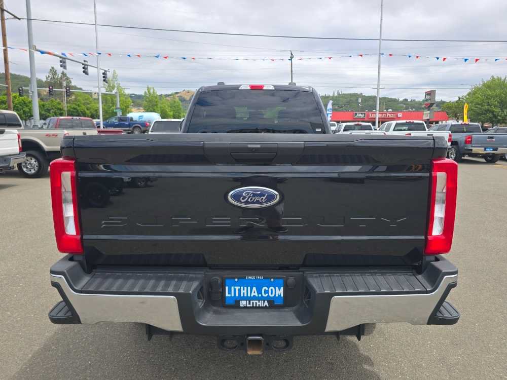 Certified 2025 Ford F350 XLT AWD/4WD image 4