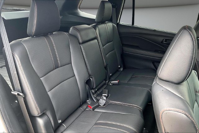 Used 2022 Honda Passport TrailSport image 25