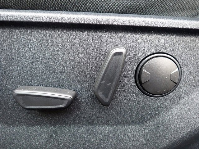 Certified 2022 Ford F150 XLT w/ Equipment Group 302A High image 23