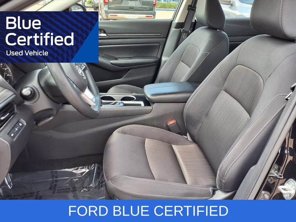 Used 2024 Nissan Altima 2.5 SV FWD image 24