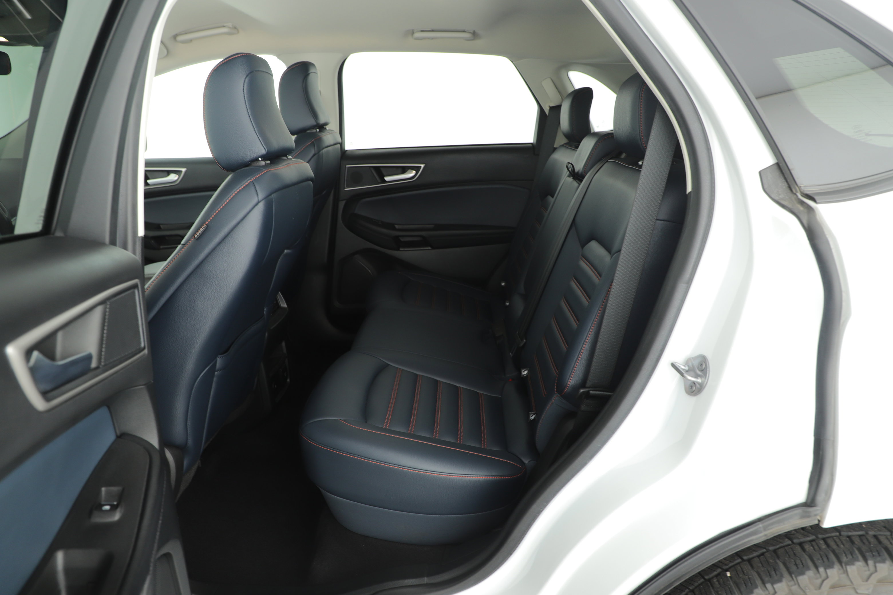 Certified 2023 Ford Edge SEL w/ Sport Appearance Package AWD/4WD image 13