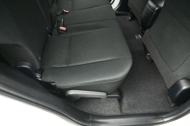 Used 2018 Toyota RAV4 LE w/ All Weather Liner Package AWD/4WD image 39